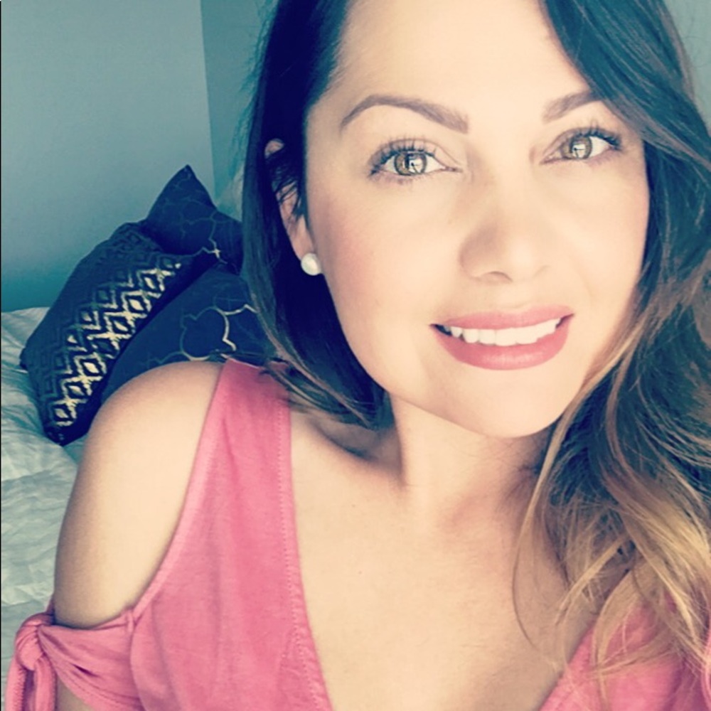 Meet your Posher, Angelica